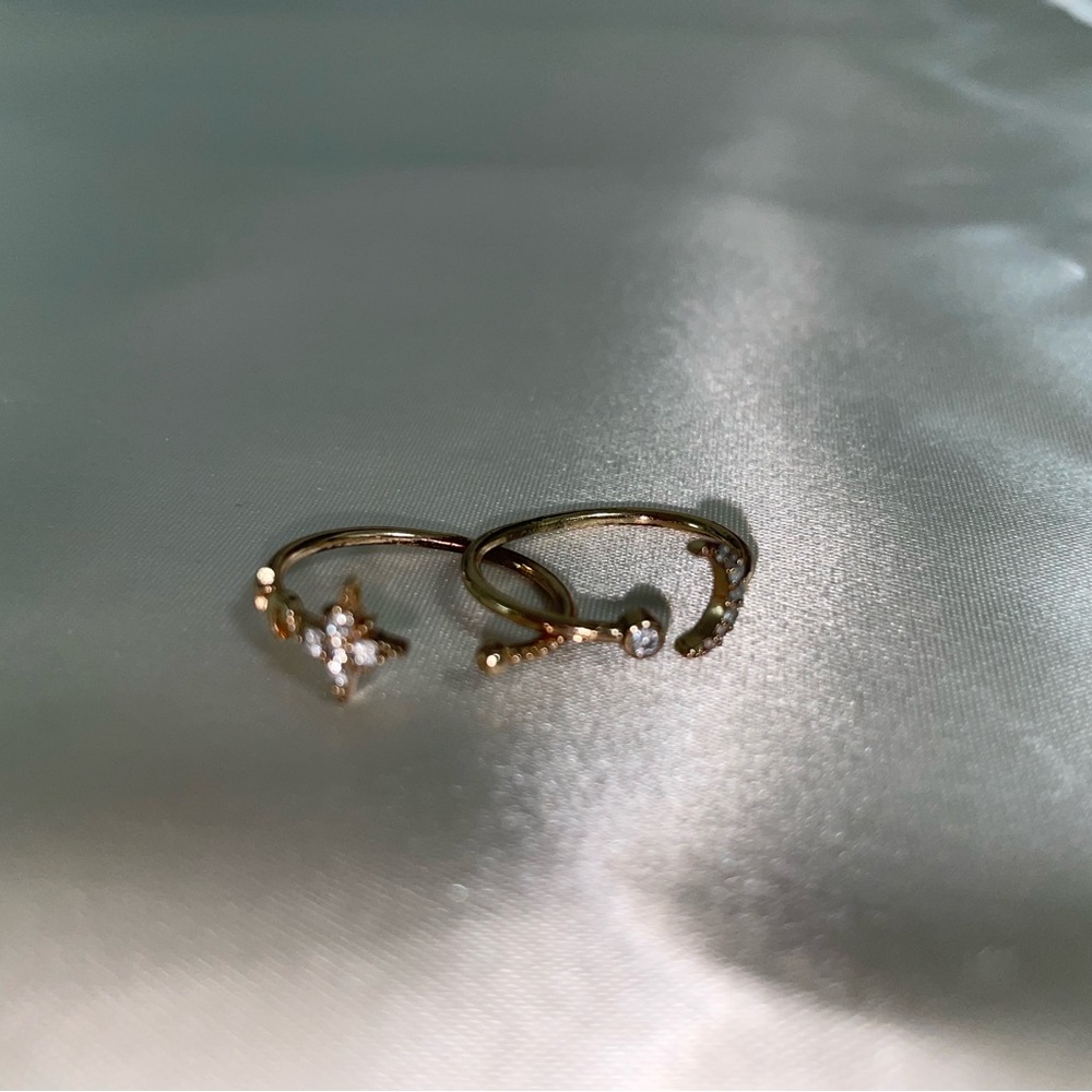 Elegant Gold Women's Rings